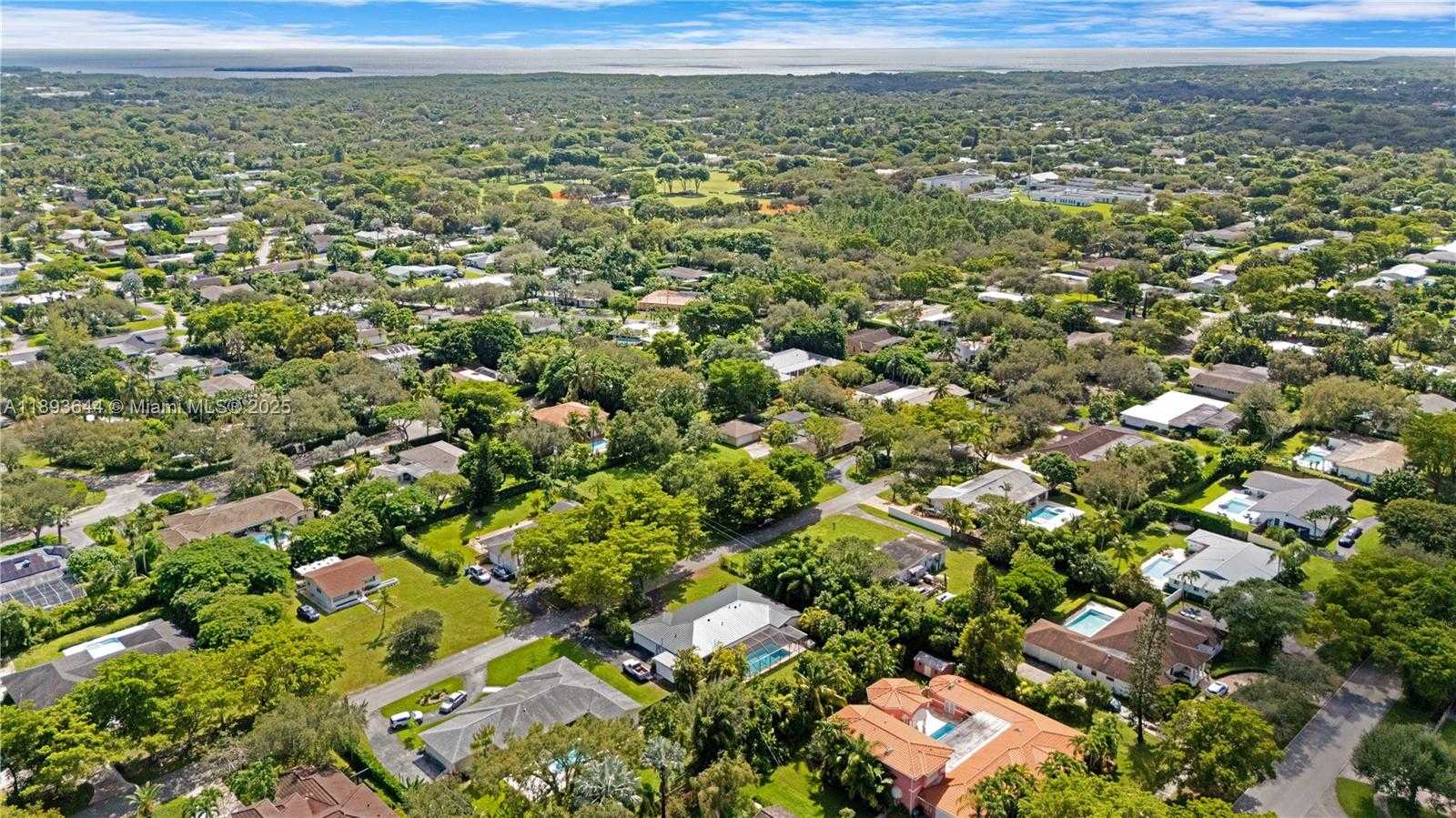 Small Image of 14590 SOUTH WEST 81ST AVE, Palmetto Bay Number 55