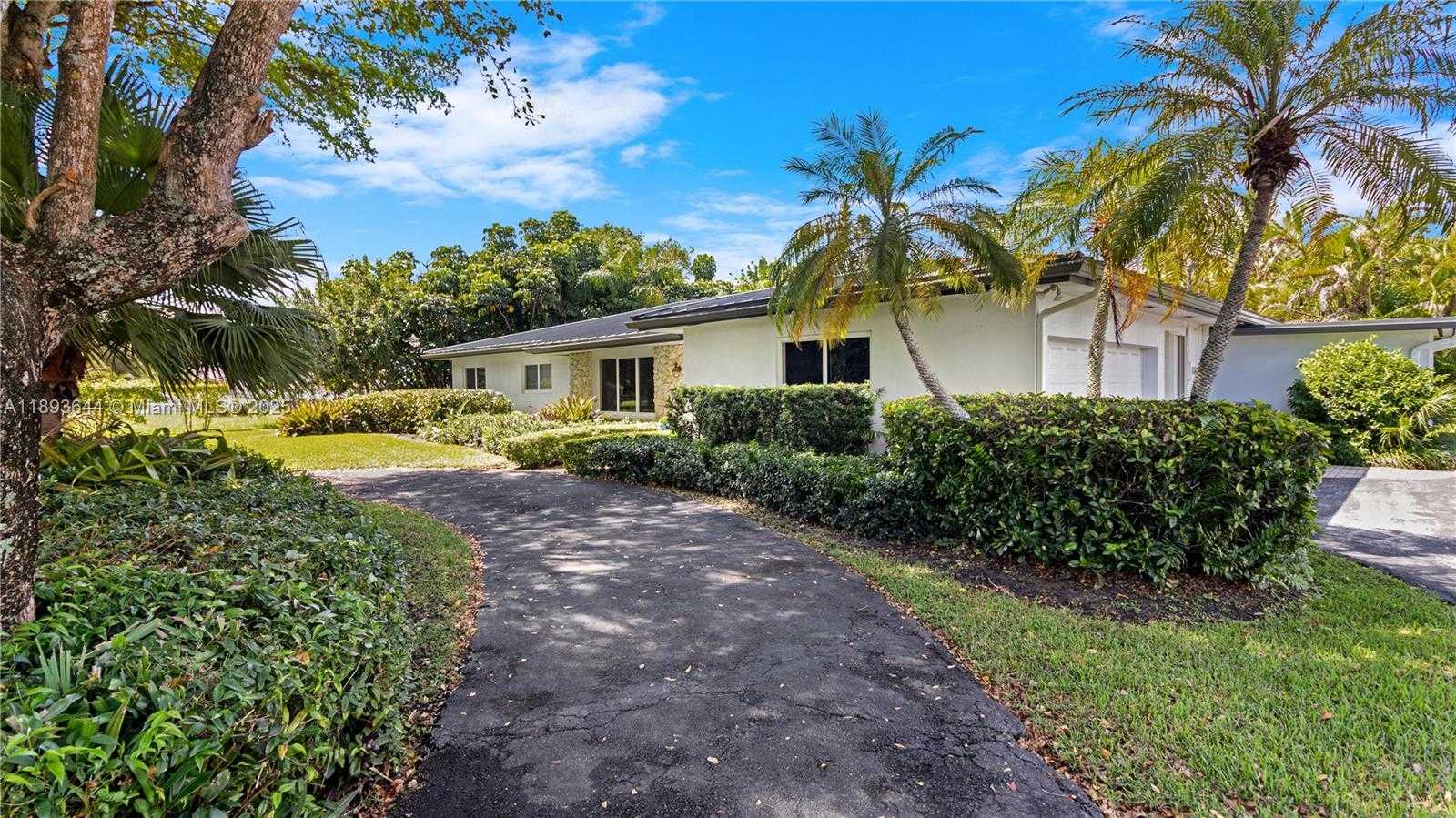 Small Image of 14590 SOUTH WEST 81ST AVE, Palmetto Bay Number 7
