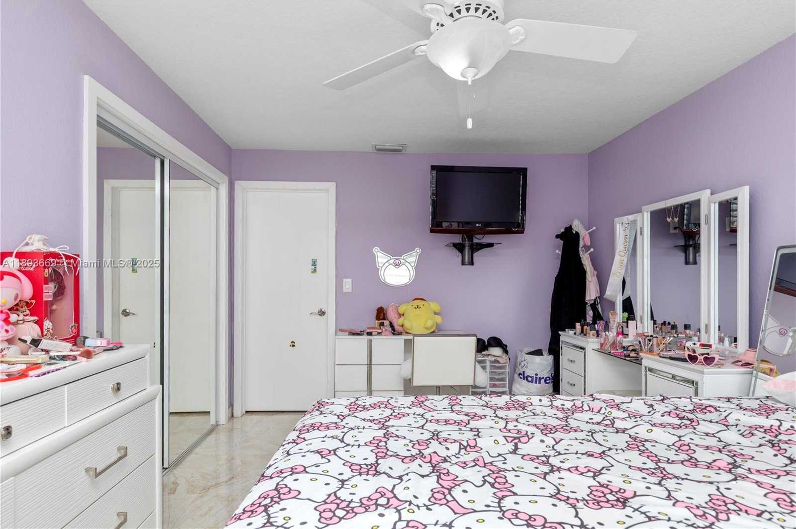 Small Image of 19501 SOUTH WEST 236TH ST, Homestead Number 24