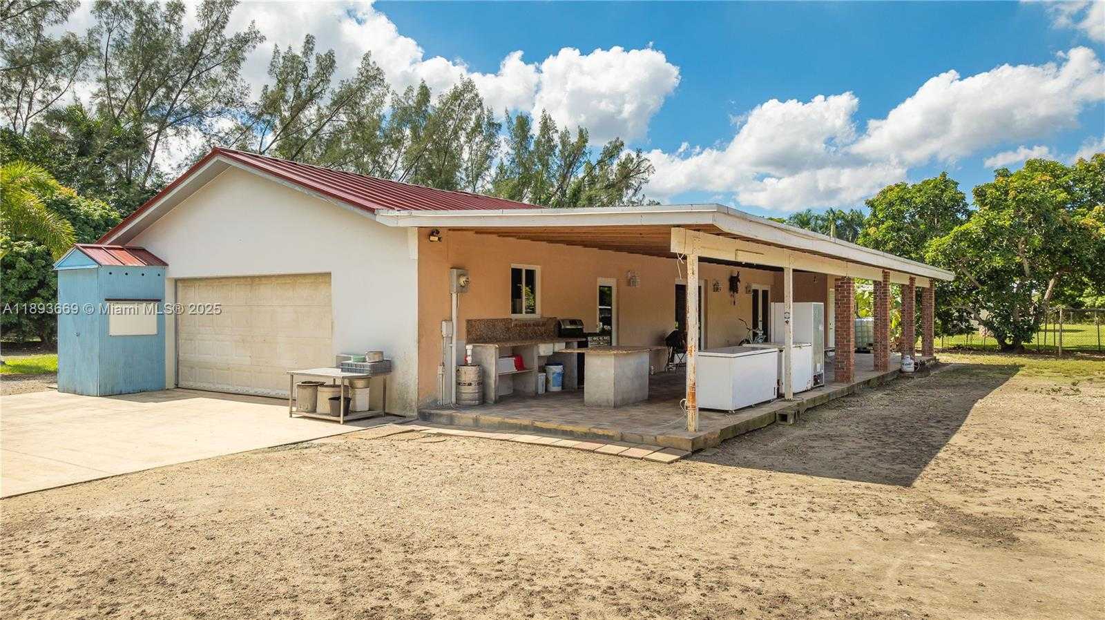 Small Image of 19501 SOUTH WEST 236TH ST, Homestead Number 37