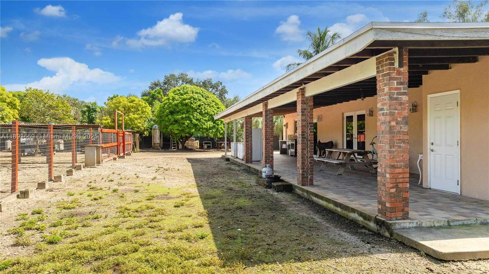 Small Image of 19501 SOUTH WEST 236TH ST, Homestead Number 39