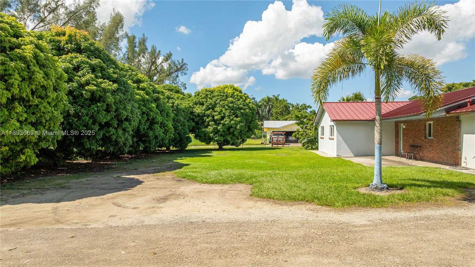 Small Image of 19501 SOUTH WEST 236TH ST, Homestead Number 53