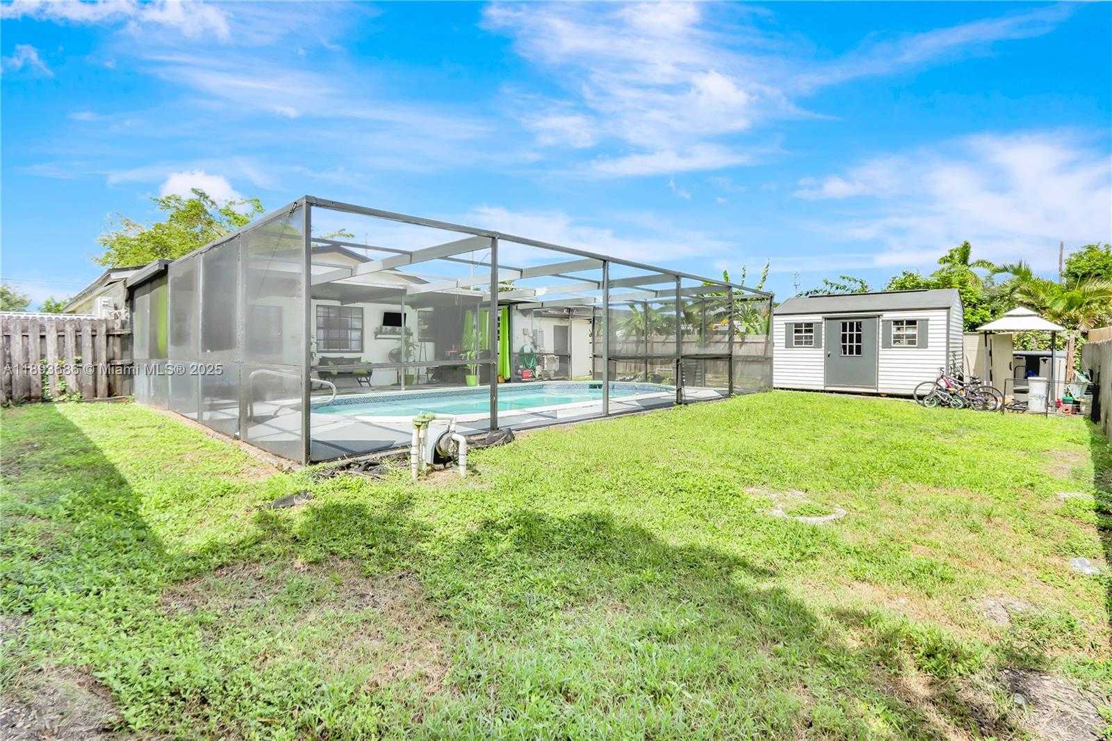 Small Image of 820 NORTH WEST 67TH AVE, Margate Number 17