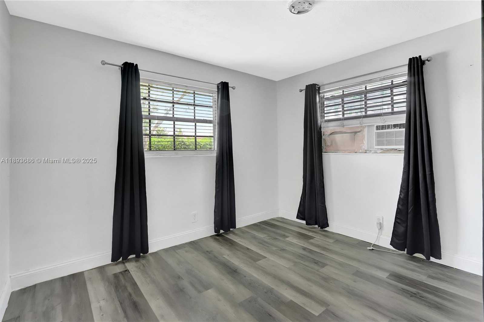 Small Image of 820 NORTH WEST 67TH AVE, Margate Number 9