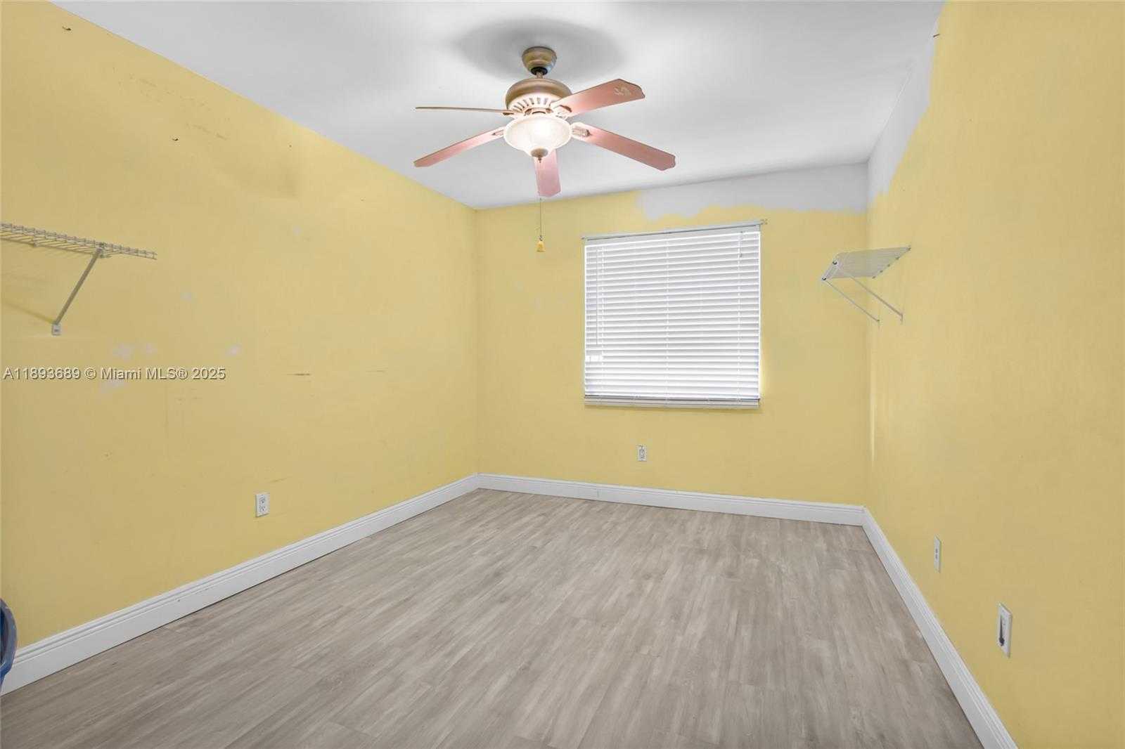 Small Image of 12424 SOUTH WEST 259TH TER, Homestead Number 17