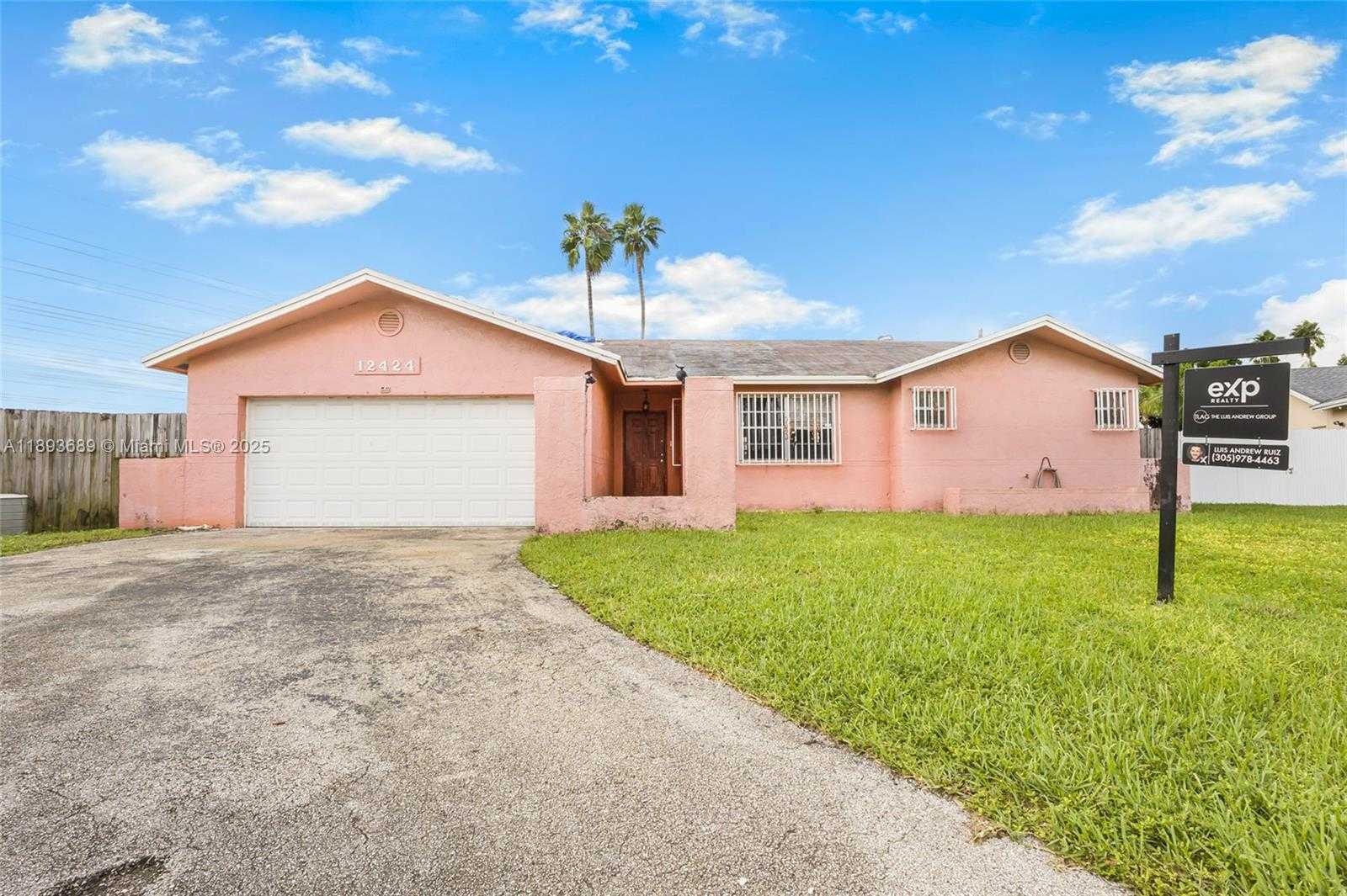 Small Image of 12424 SOUTH WEST 259TH TER, Homestead Number 2