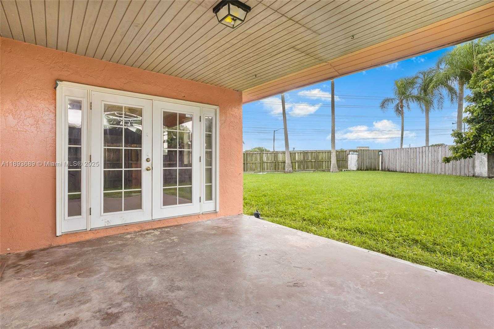 Small Image of 12424 SOUTH WEST 259TH TER, Homestead Number 21