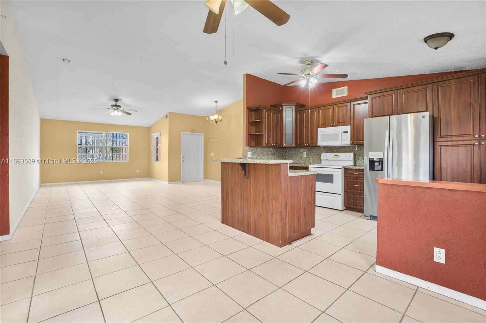 Small Image of 12424 SOUTH WEST 259TH TER, Homestead Number 6