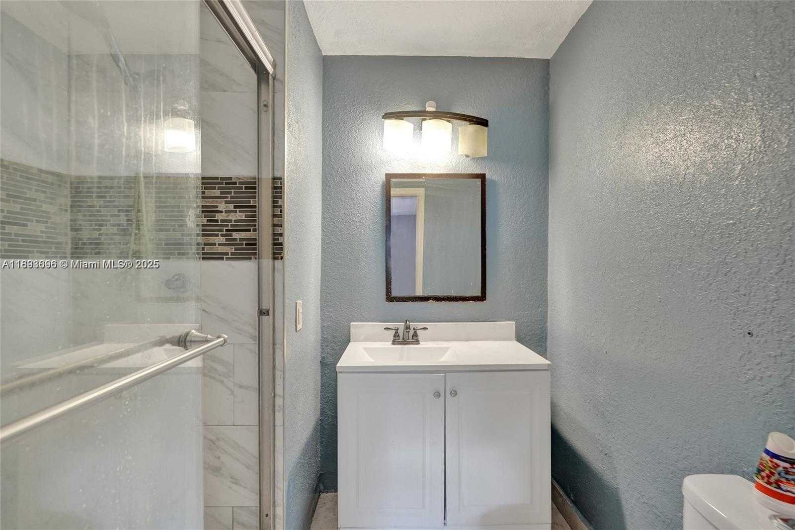 Small Image of 4577 NORTH WEST 16TH TER, Tamarac Number 10