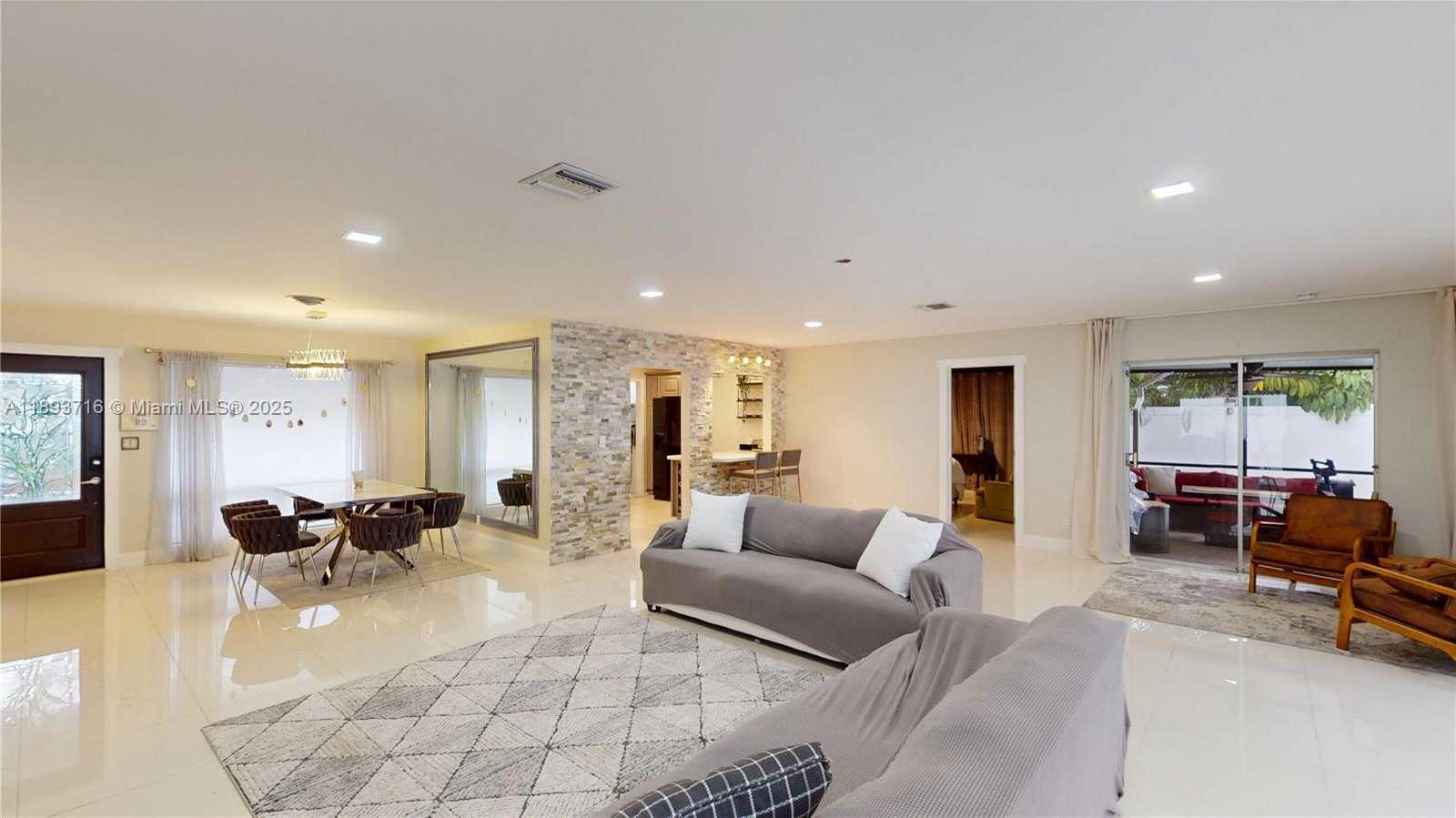 Small Image of 2121 NORTH EAST 62ND ST, Fort Lauderdale Number 8
