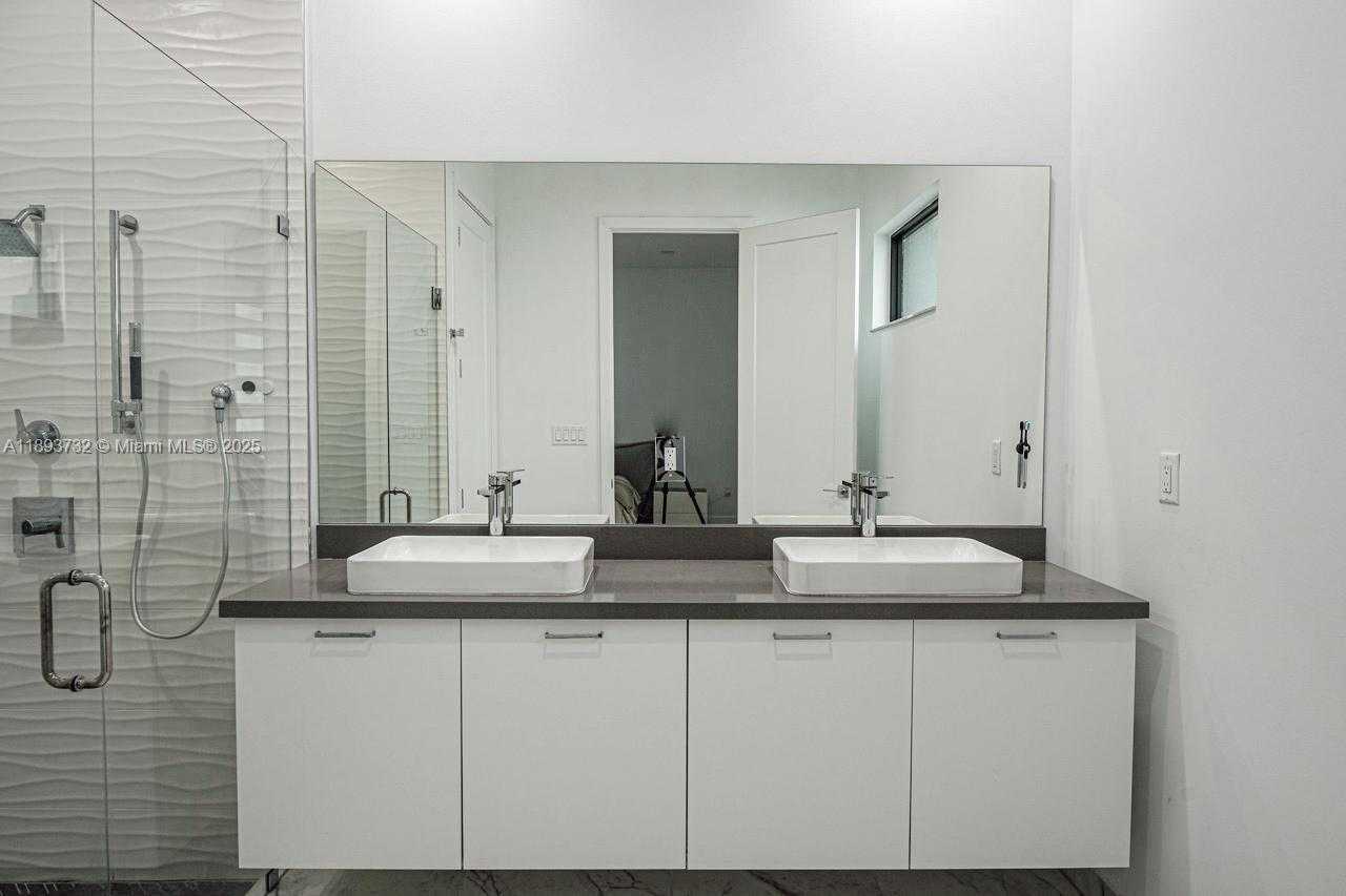 Small Image of 8137 NORTH WEST 46TH TER, Doral Number 8