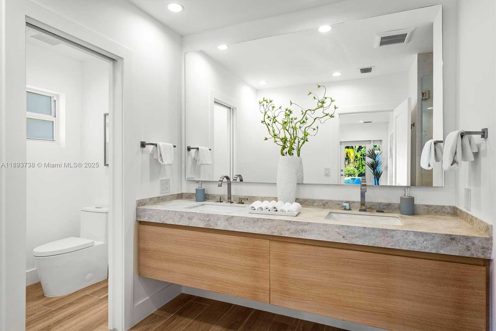 Small Image of 6951 SOUTH WEST 134TH ST, Pinecrest Number 32