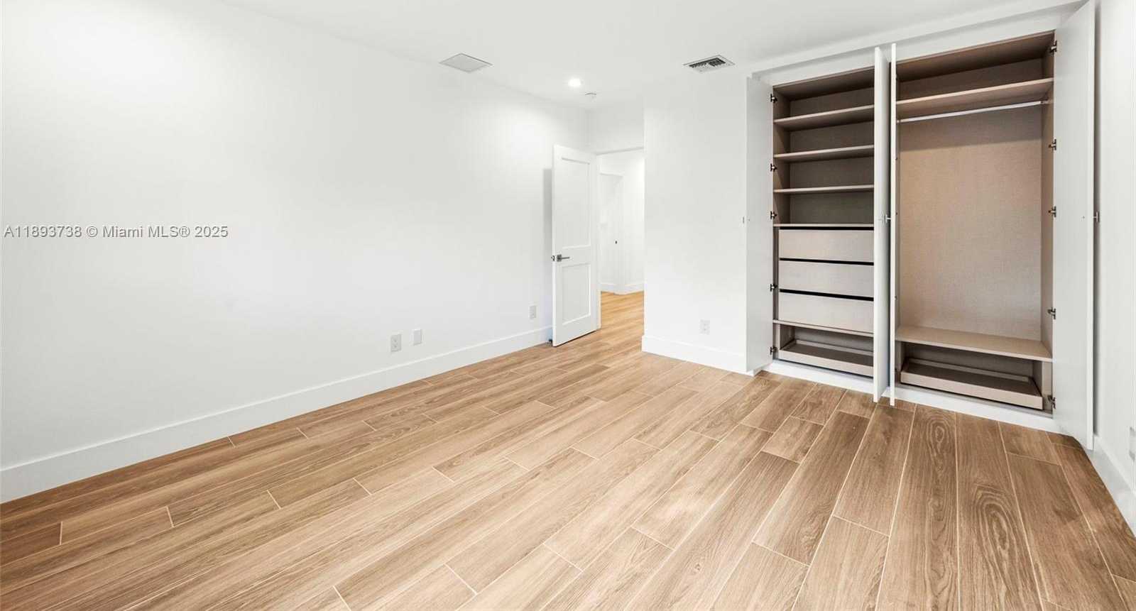 Small Image of 6951 SOUTH WEST 134TH ST, Pinecrest Number 40