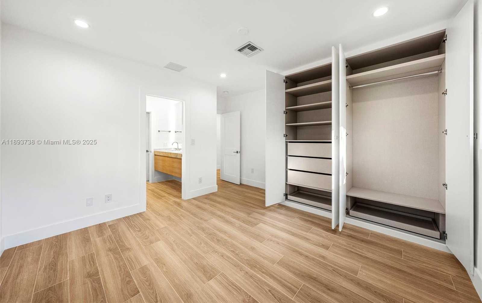 Small Image of 6951 SOUTH WEST 134TH ST, Pinecrest Number 42