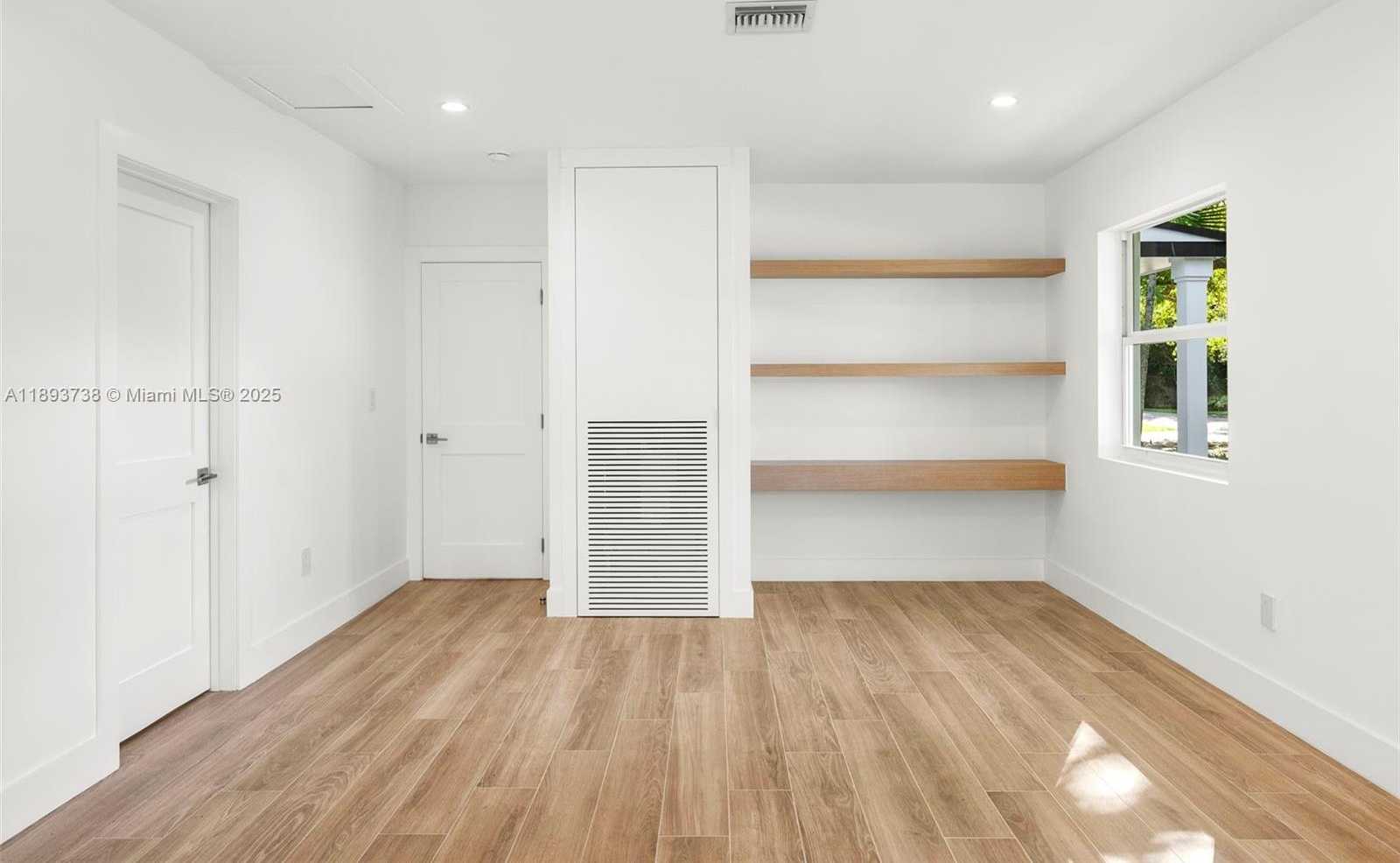 Small Image of 6951 SOUTH WEST 134TH ST, Pinecrest Number 56
