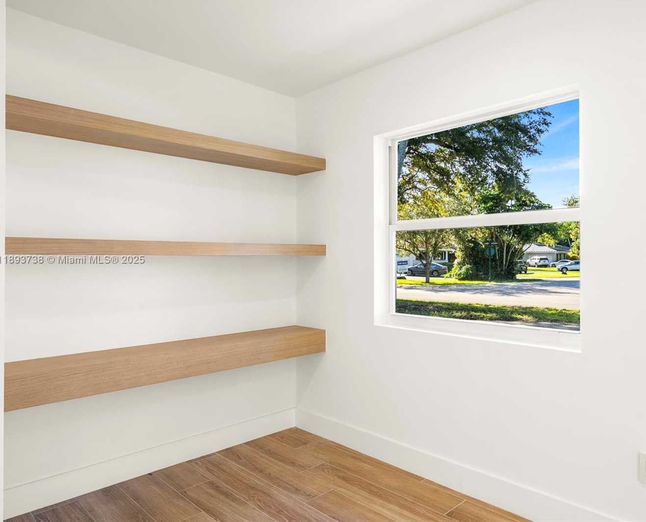 Small Image of 6951 SOUTH WEST 134TH ST, Pinecrest Number 57