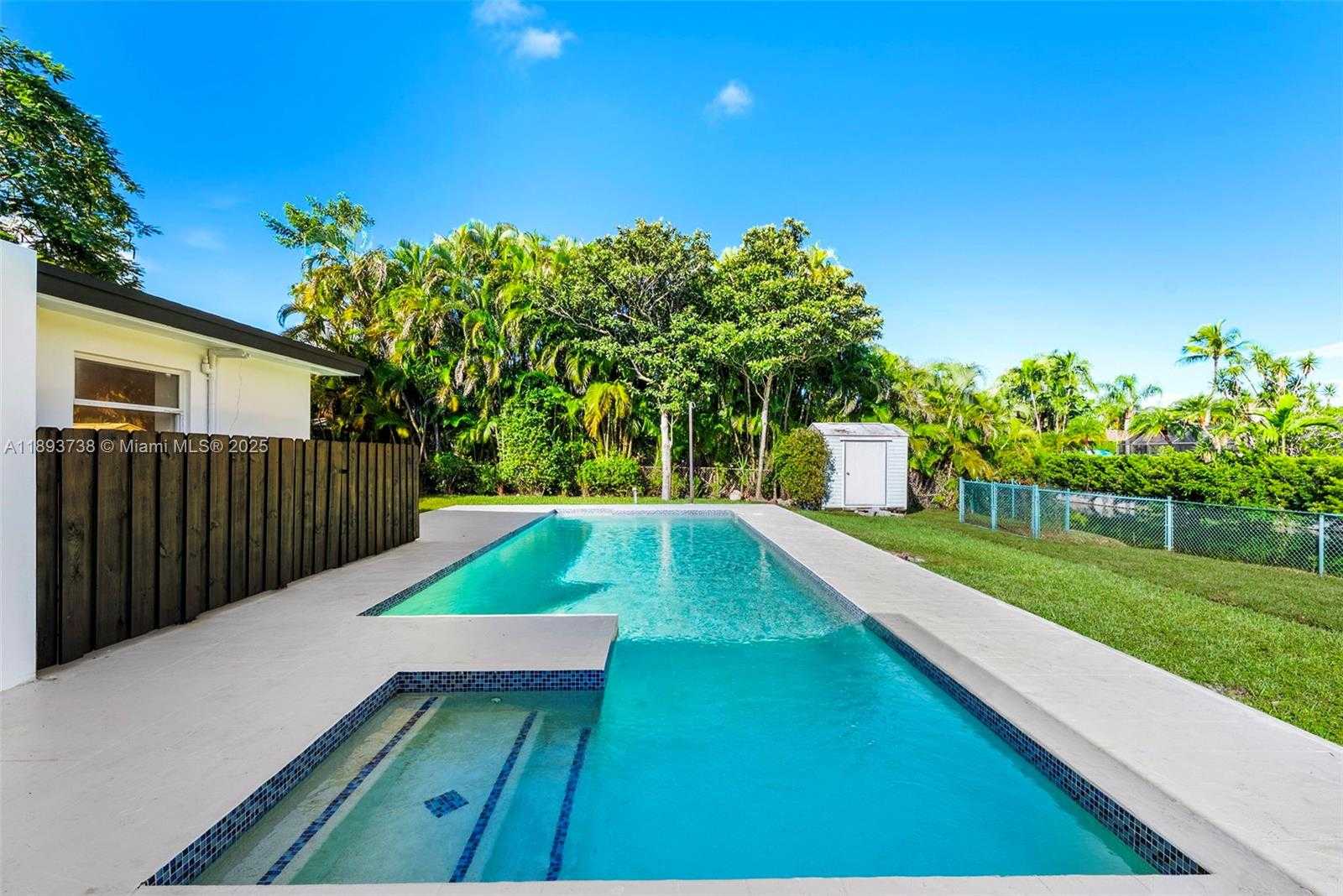 Small Image of 6951 SOUTH WEST 134TH ST, Pinecrest Number 67