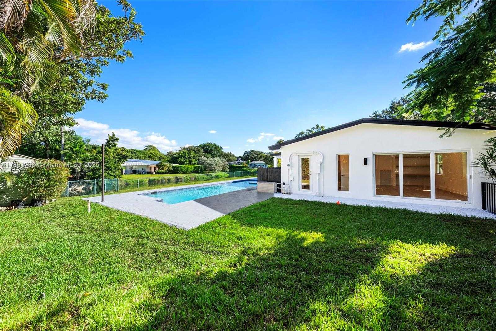 Small Image of 6951 SOUTH WEST 134TH ST, Pinecrest Number 70