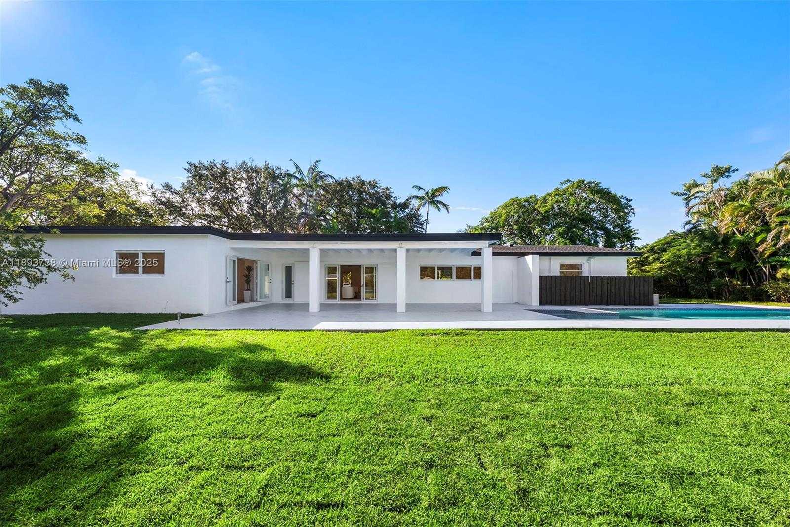 Small Image of 6951 SOUTH WEST 134TH ST, Pinecrest Number 74