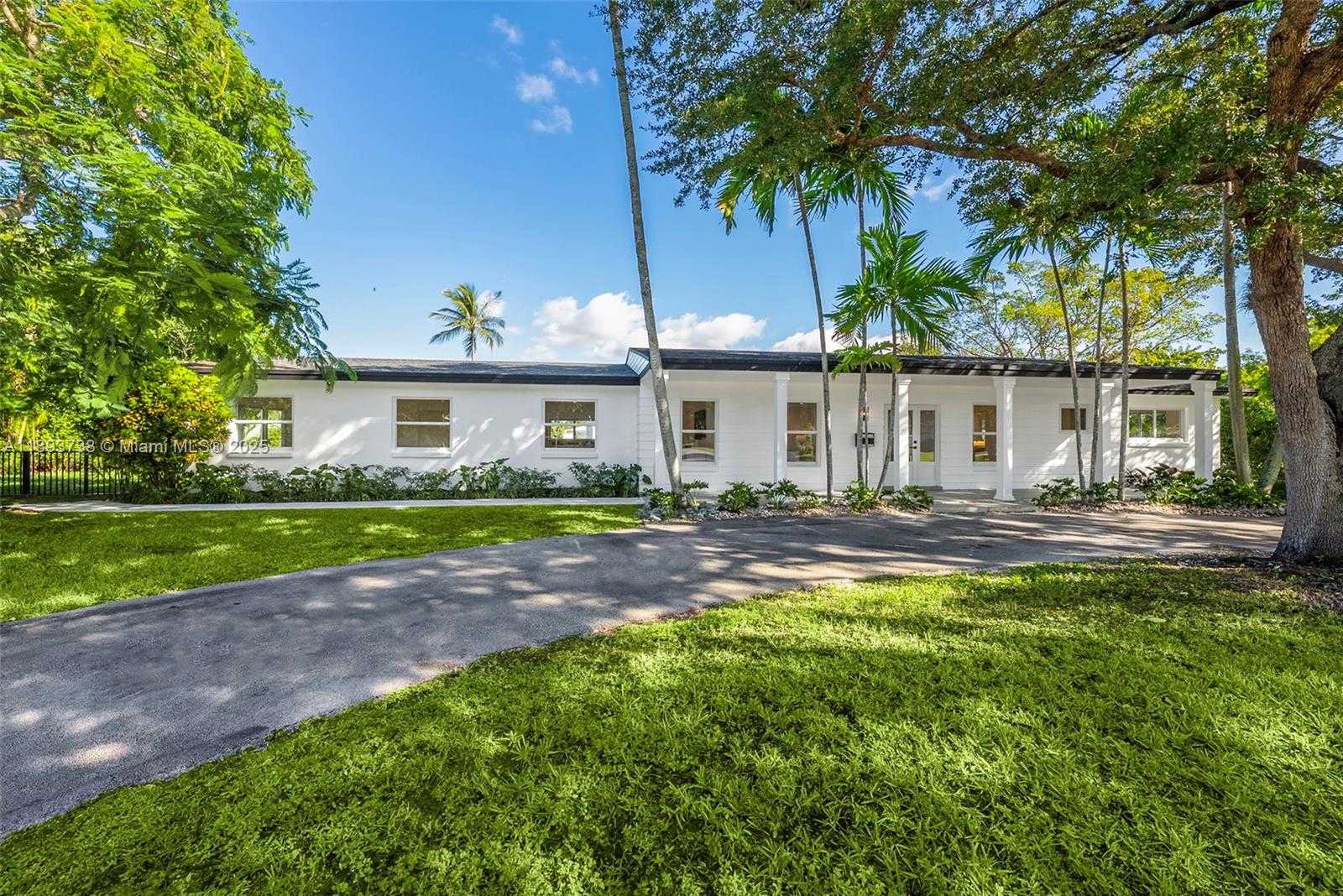 Small Image of 6951 SOUTH WEST 134TH ST, Pinecrest Number 76