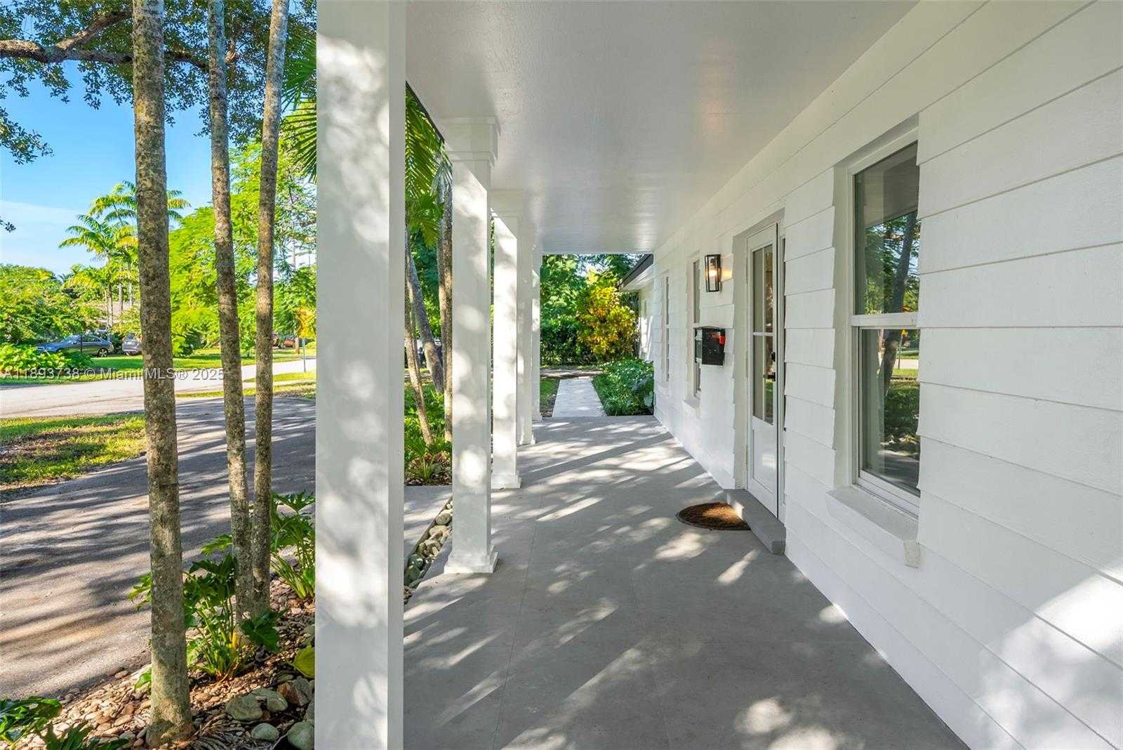 Small Image of 6951 SOUTH WEST 134TH ST, Pinecrest Number 77
