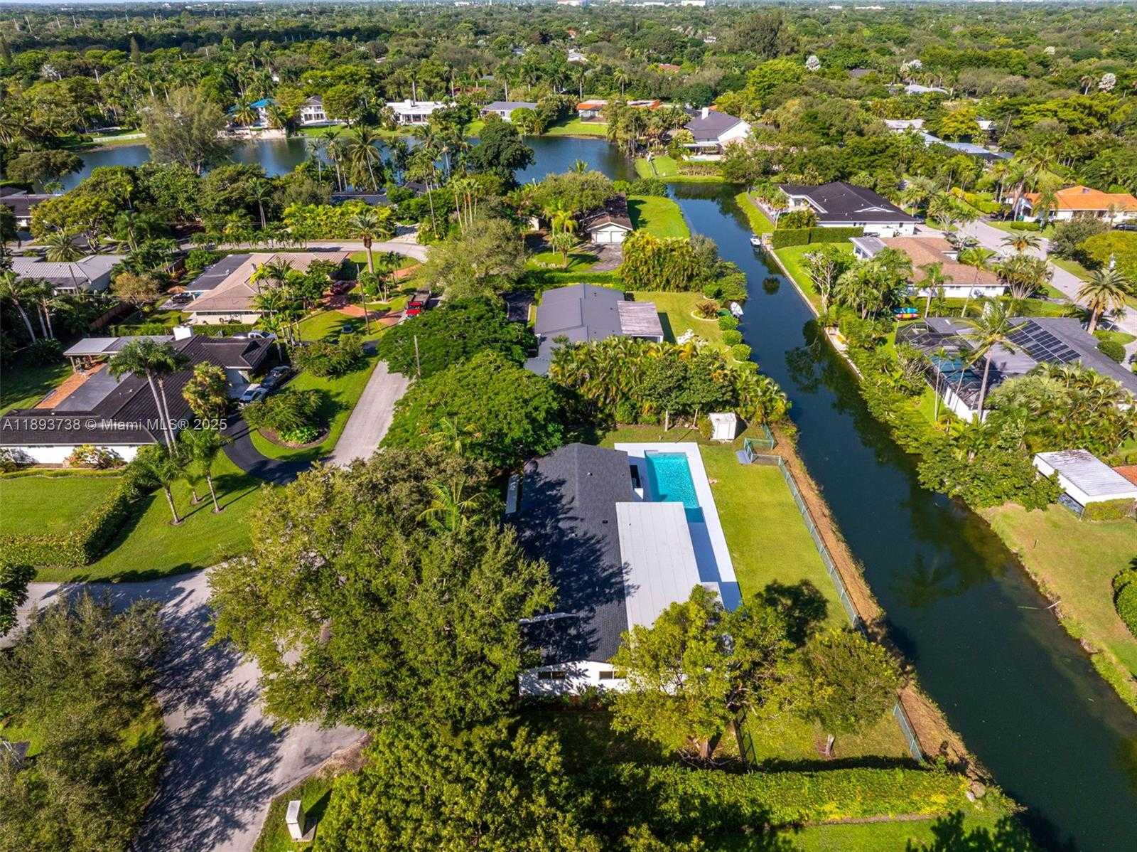 Small Image of 6951 SOUTH WEST 134TH ST, Pinecrest Number 86