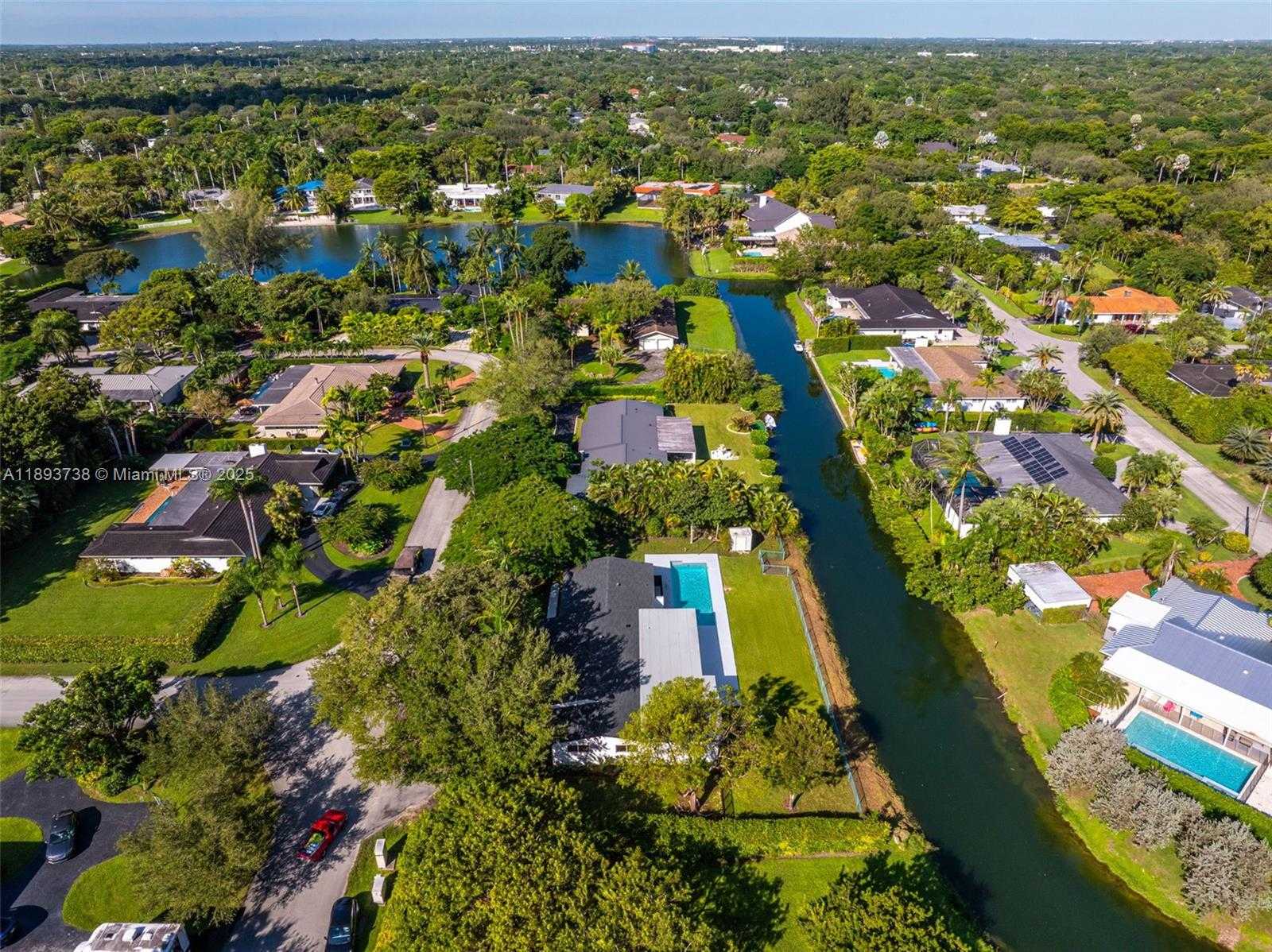 Small Image of 6951 SOUTH WEST 134TH ST, Pinecrest Number 87