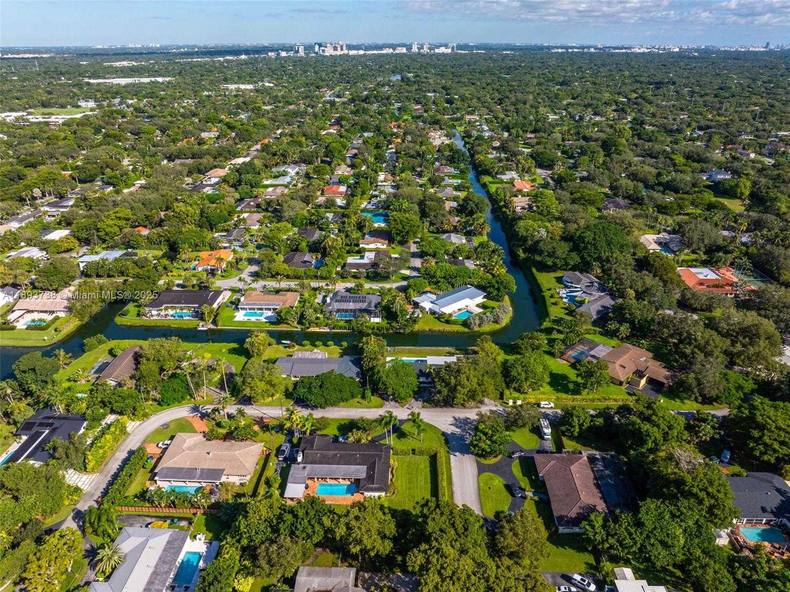 Small Image of 6951 SOUTH WEST 134TH ST, Pinecrest Number 88