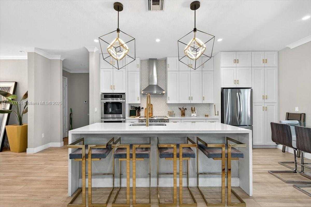 Small Image of 19200 BELVIEW DR, Cutler Bay Number 18