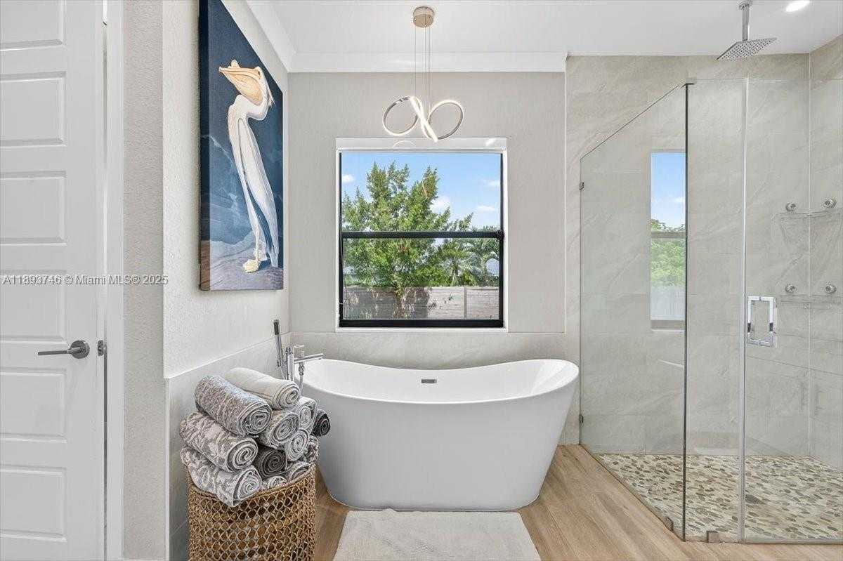 Small Image of 19200 BELVIEW DR, Cutler Bay Number 30