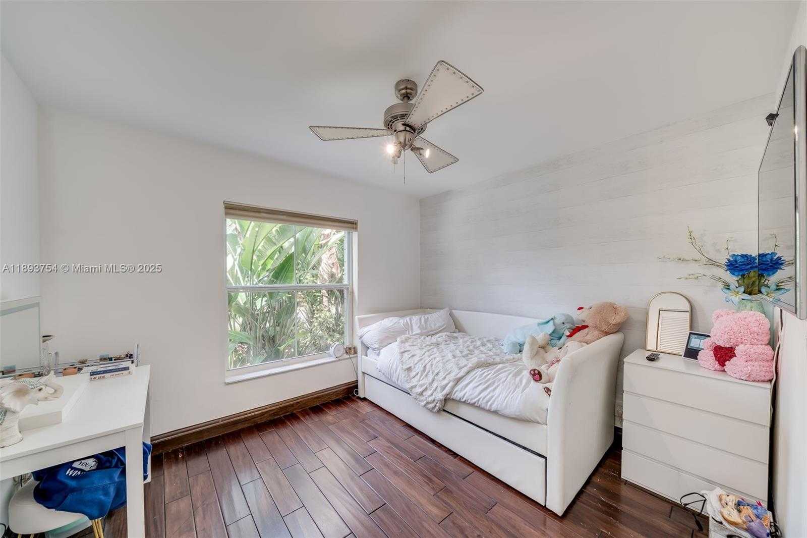 Small Image of 5032 SOUTH WEST 34TH TER, Hollywood Number 22