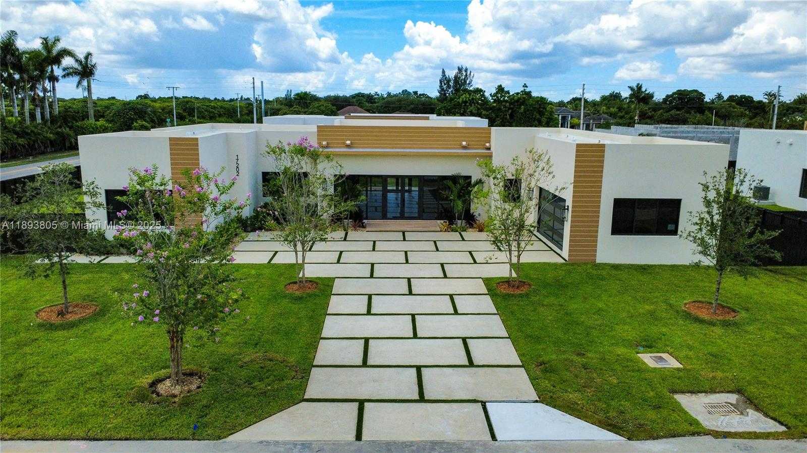 Small Image of 17336 SOUTH WEST 287TH, Homestead Number 2