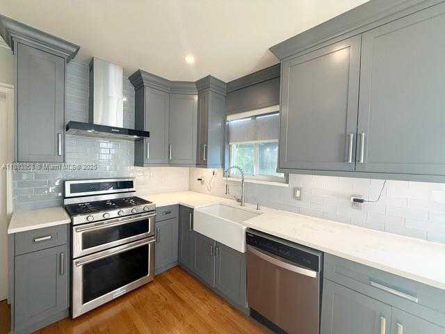 Small Image of 13075 NORTH EAST 4TH AVE, North Miami Number 12