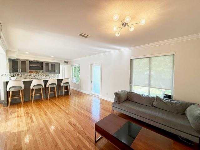 Small Image of 13075 NORTH EAST 4TH AVE, North Miami Number 23