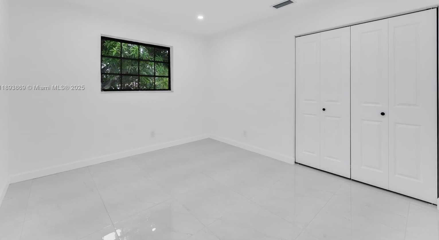 Small Image of 5526 PLUNKETT ST, Hollywood Number 33