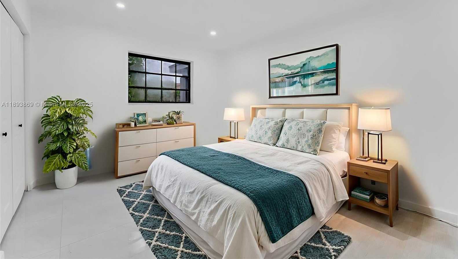 Small Image of 5526 PLUNKETT ST, Hollywood Number 35