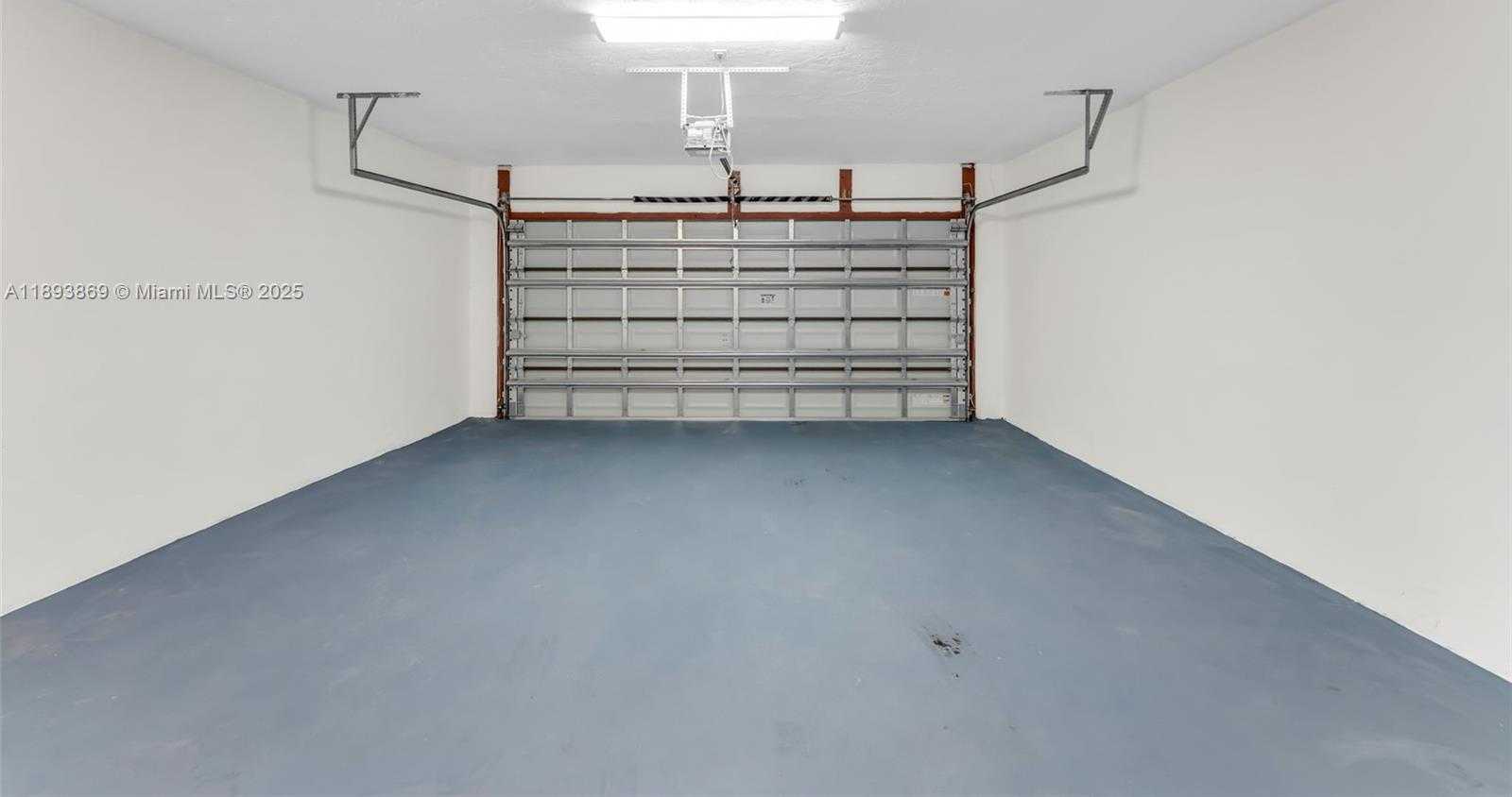 Small Image of 5526 PLUNKETT ST, Hollywood Number 38