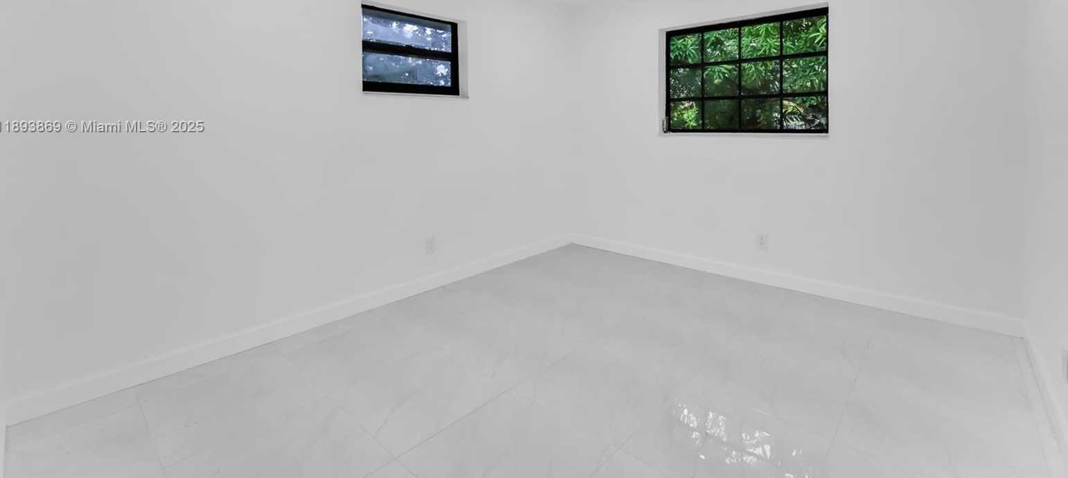 Small Image of 5526 PLUNKETT ST, Hollywood Number 52