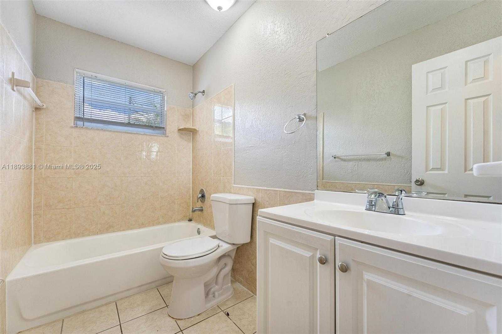 Small Image of 22123 SOUTH WEST 62ND CT, Boca Raton Number 19