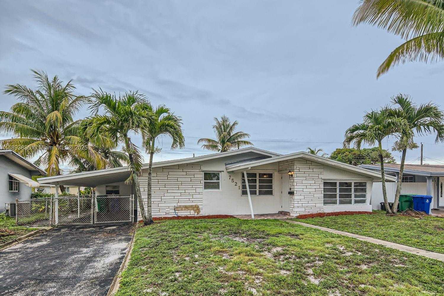 Small Image of 7521 GRANADA BLVD, Miramar Number 2