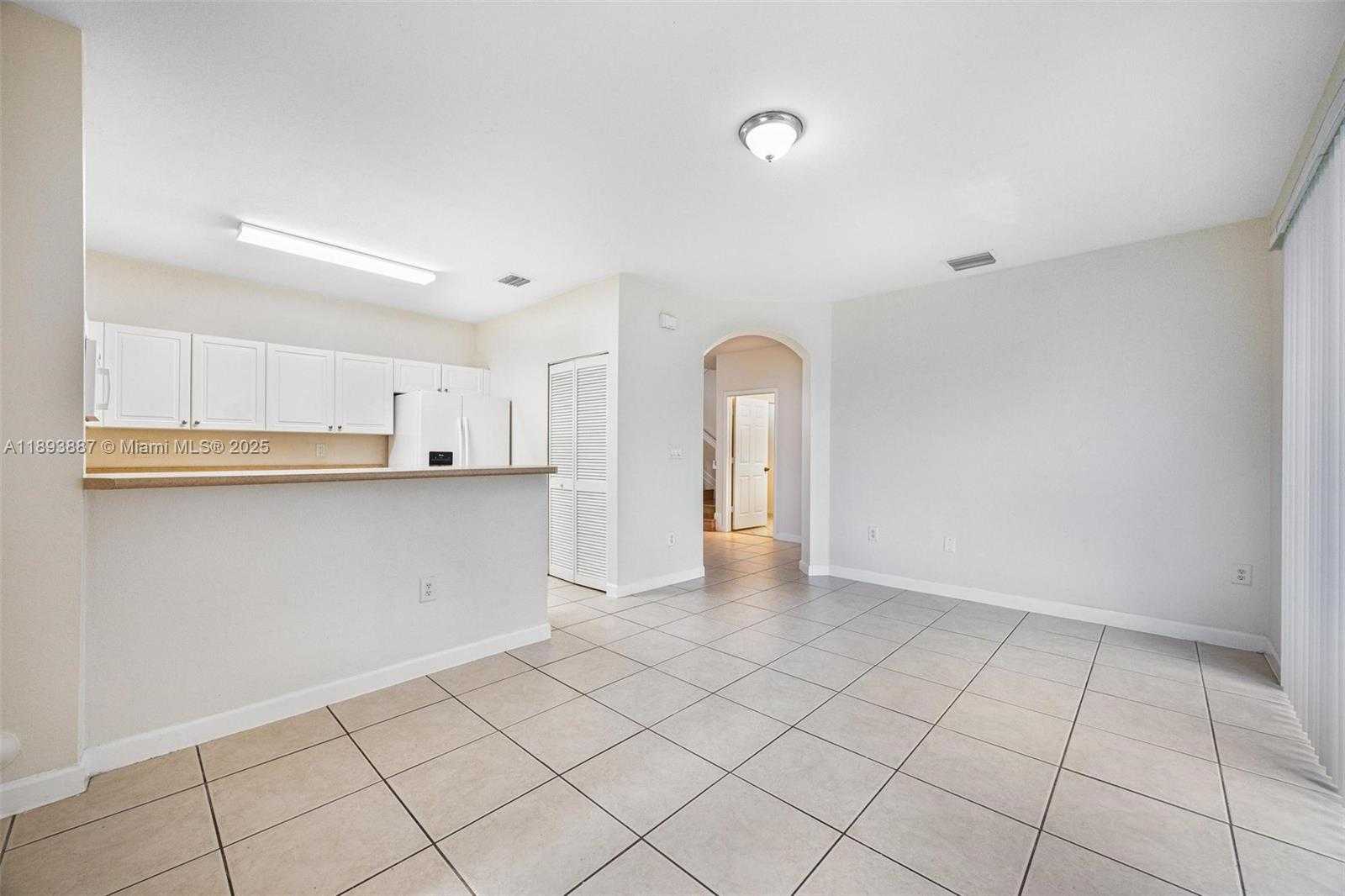 Small Image of 2884 SOUTH EAST 2ND DR, Homestead Number 10
