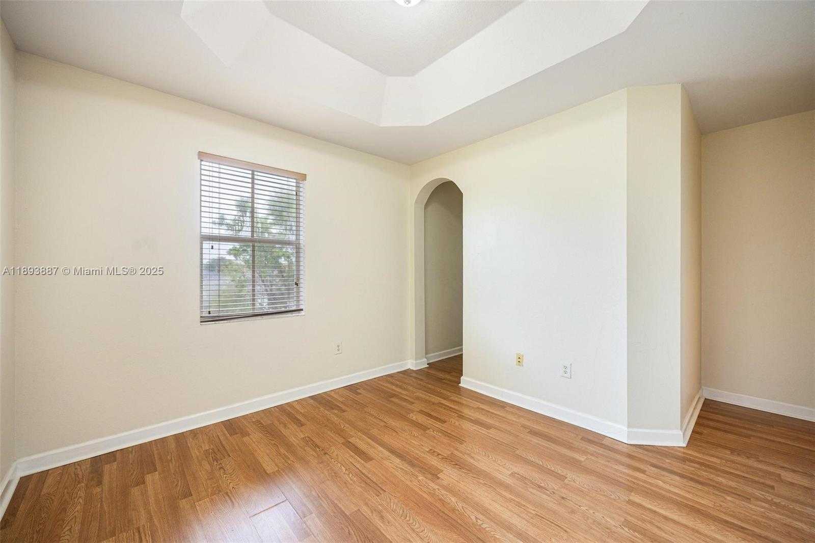Small Image of 2884 SOUTH EAST 2ND DR, Homestead Number 36