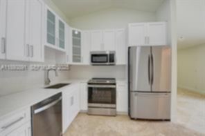Small Image of 9801 RIDGECREEK RD, Boca Raton Number 15