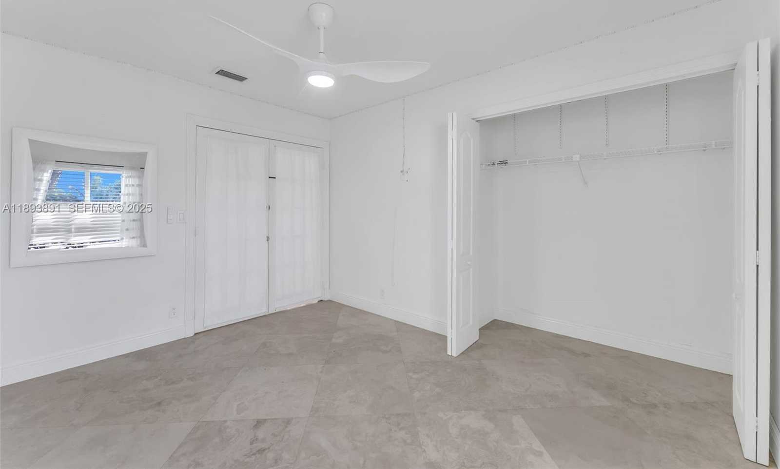 Small Image of 9801 RIDGECREEK RD, Boca Raton Number 30