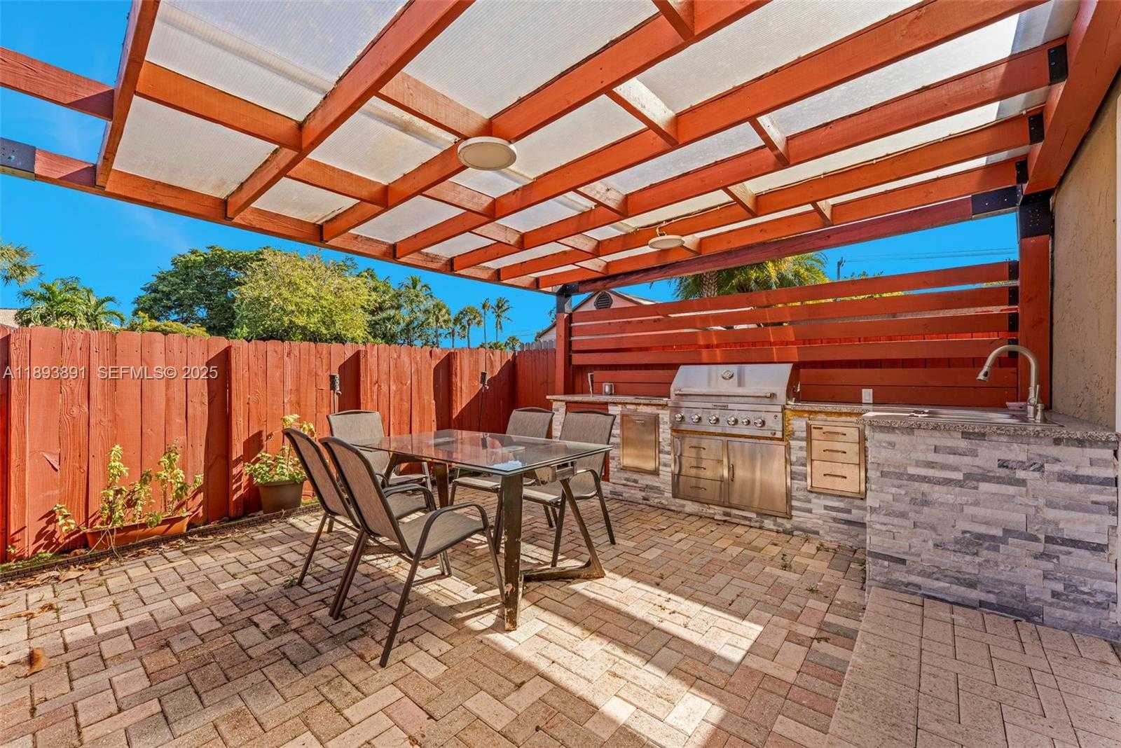 Small Image of 9801 RIDGECREEK RD, Boca Raton Number 47