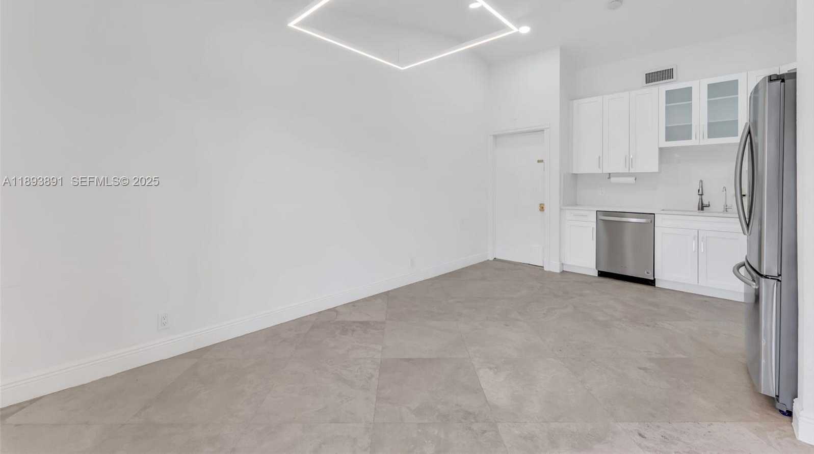 Small Image of 9801 RIDGECREEK RD, Boca Raton Number 9