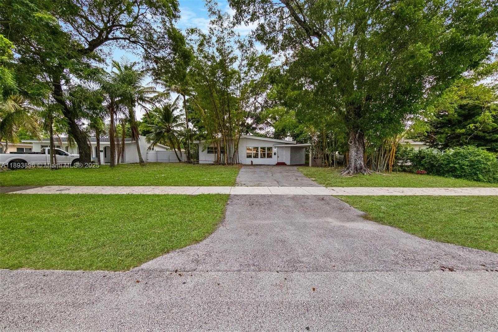 Small Image of 501 CAROLINA AVE, Fort Lauderdale Number 2