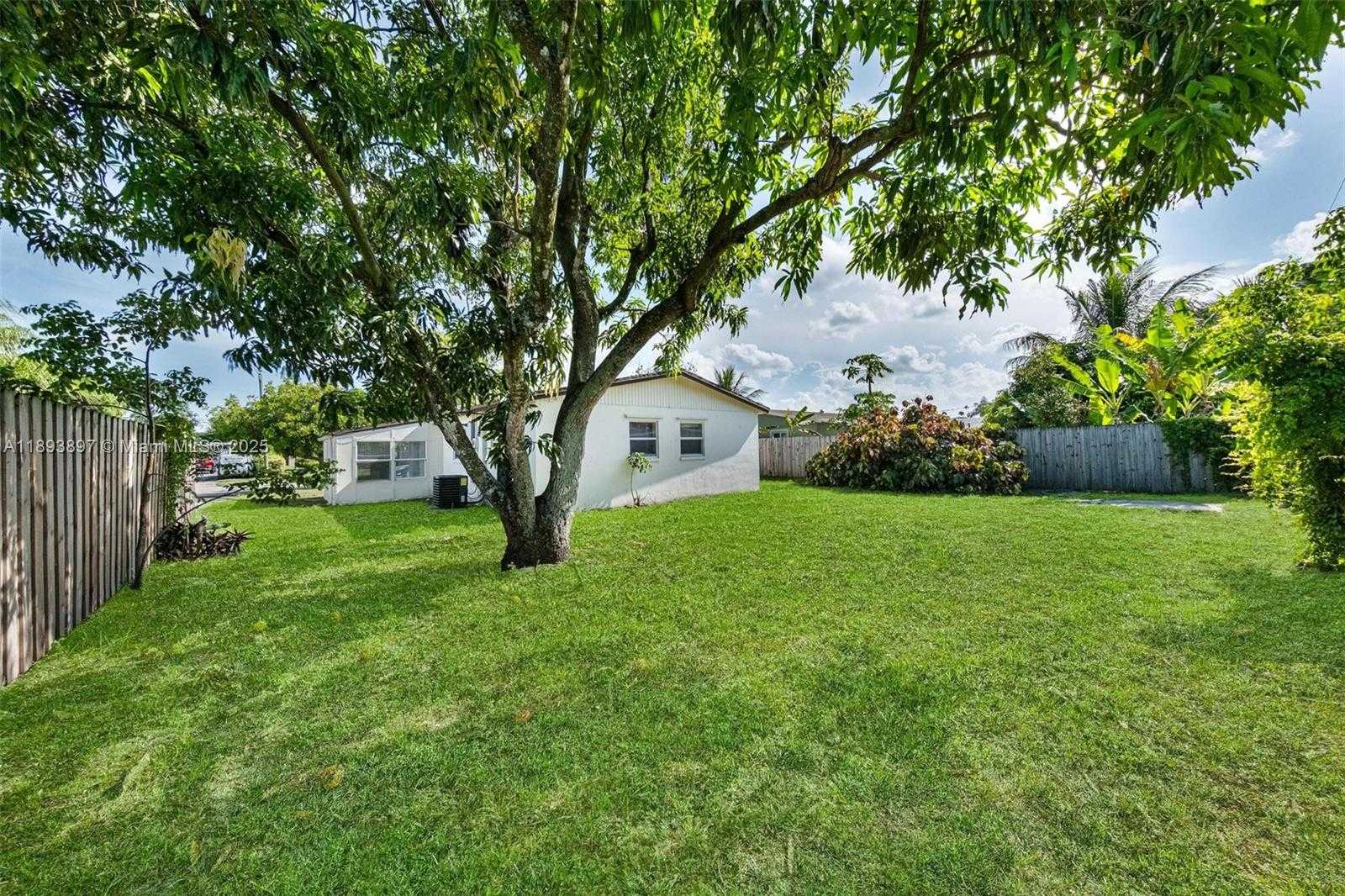 Small Image of 3231 NORTH WEST 18TH CT, Lauderhill Number 26