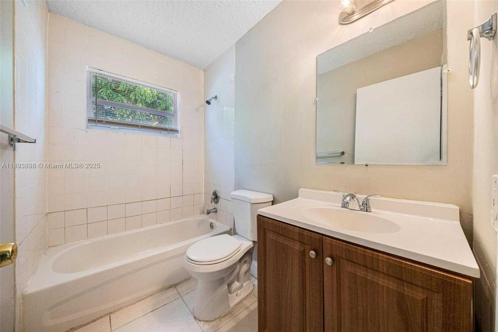 Small Image of 1560 NORTH WEST SUNSET STRIP, Sunrise Number 11