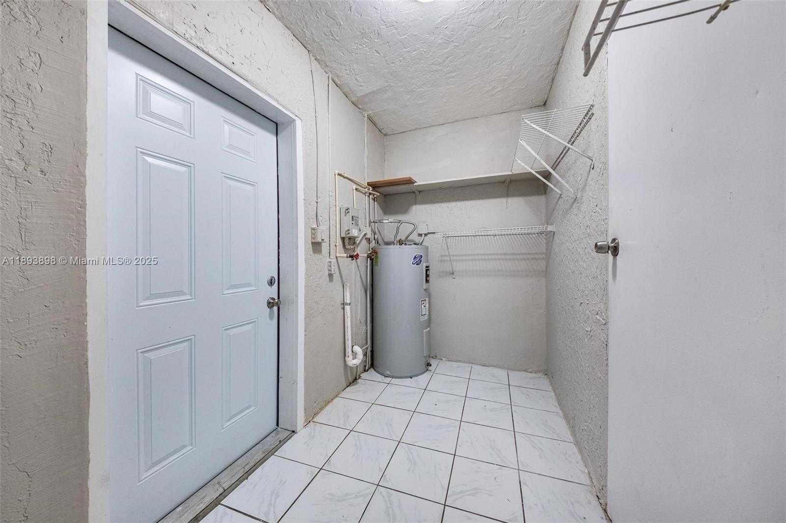 Small Image of 1560 NORTH WEST SUNSET STRIP, Sunrise Number 13
